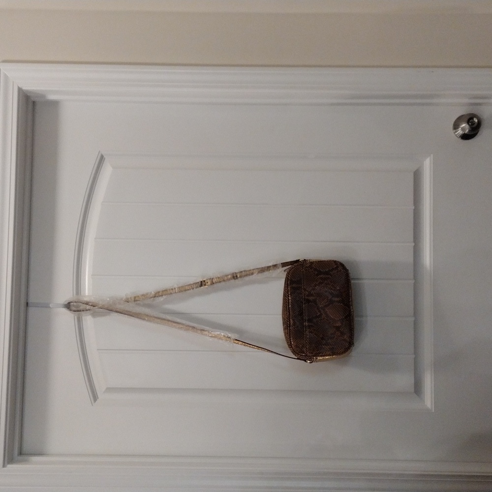 Purse - Picture 2 of 2